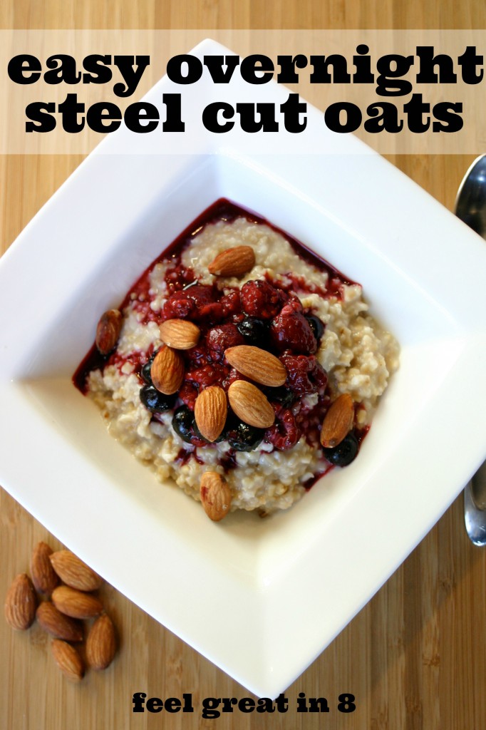 With just a few minutes of prep before bed you can have these healthy and delicious Overnight Steel Cut Oats waiting for you in the morning! Feel Great in 8 #healthy #quick #easy #breakfast