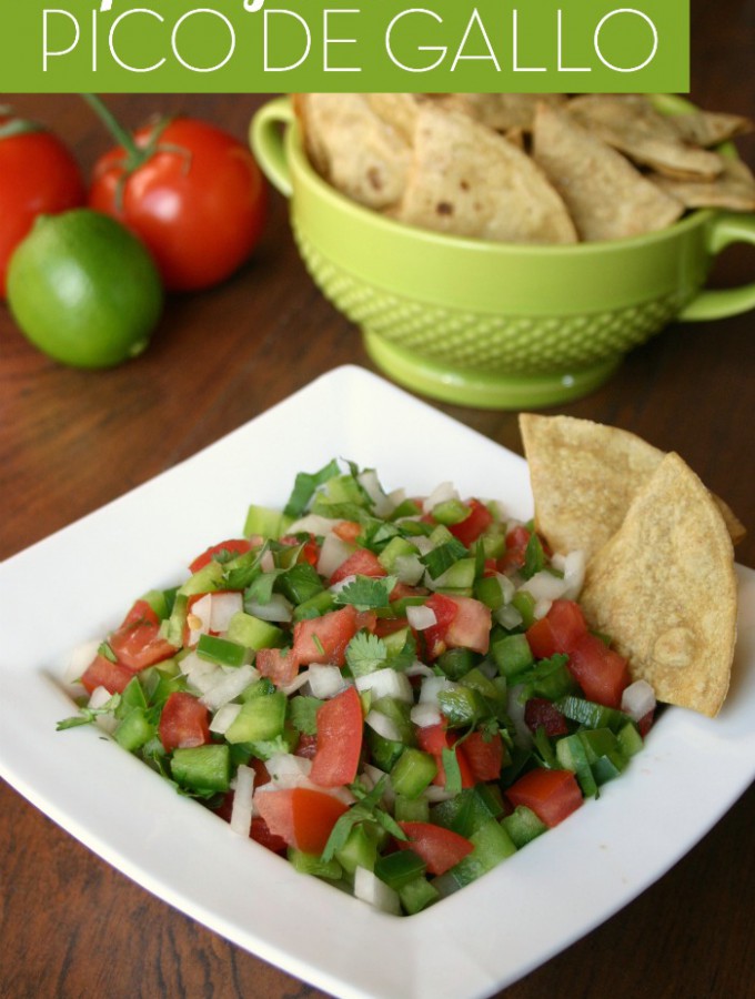 The flavors in this healthy real food recipe for Pico de Gallo are so fresh and delicious! It makes a healthy snack with only 25 calories in 1/2 cup serving! | Feel Great in 8 - Healthy Real Food Recipes