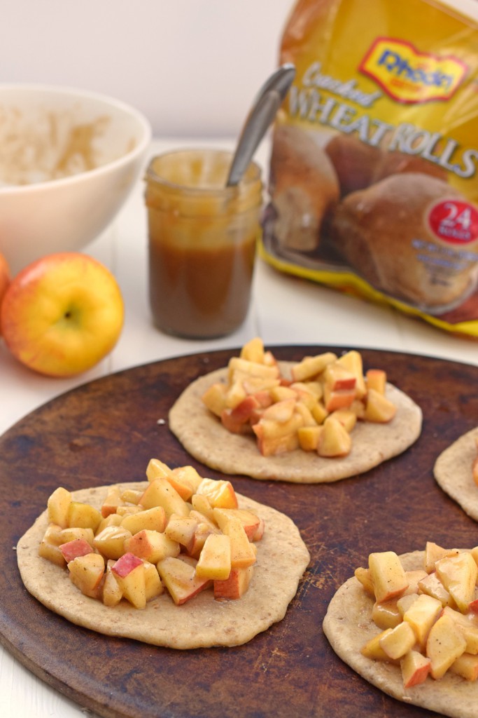  Mini Caramel Apple Dessert Pizzas: The whole family will love this quick, easy, kid friendly fall dessert.