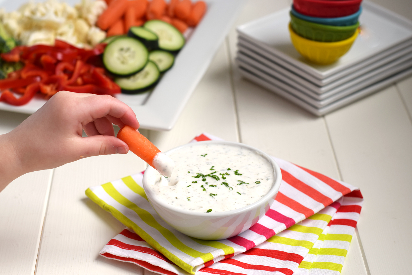What is a simple Greek yogurt dip recipe?